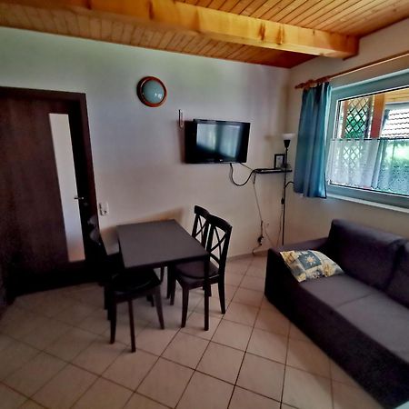 Nemeth Apartmanhaz Balatongyörök Exterior foto